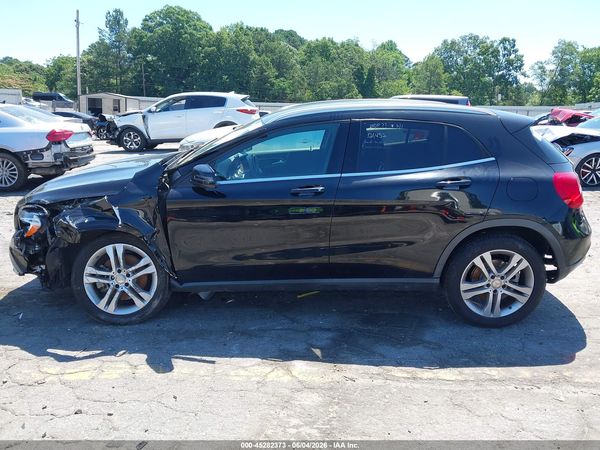 2015 MERCEDES-BENZ GLA 250 4MATIC