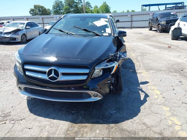 2015 MERCEDES-BENZ GLA 250 4MATIC