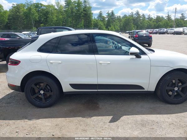 2018 PORSCHE MACAN