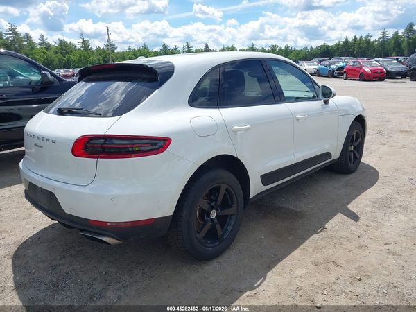 2018 PORSCHE MACAN