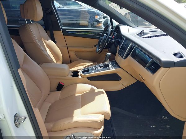 2018 PORSCHE MACAN
