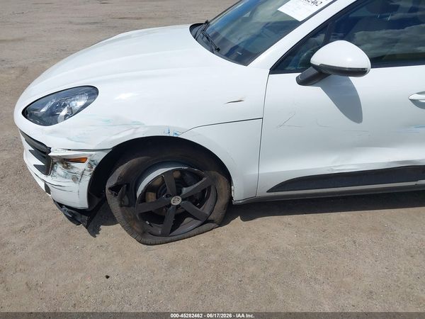 2018 PORSCHE MACAN