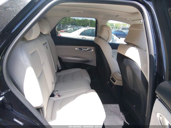 2025 GENESIS GV70 2.5T AWD