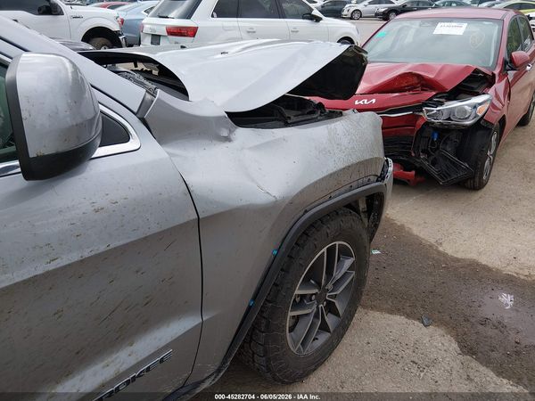 2020 JEEP GRAND CHEROKEE LAREDO E 4X4