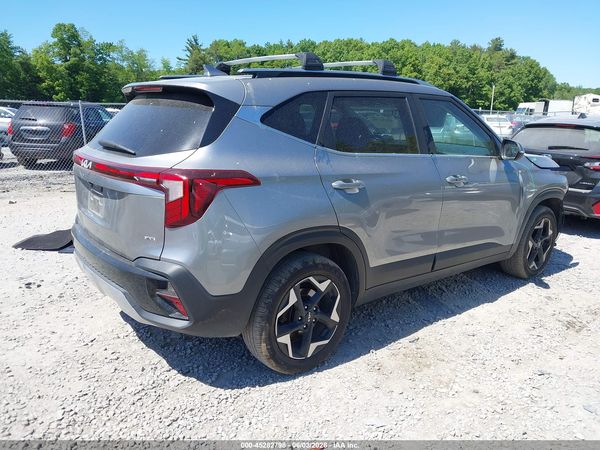2024 KIA SELTOS EX