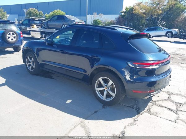 2021 PORSCHE MACAN Base