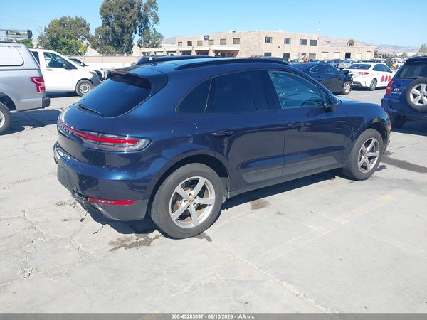 2021 PORSCHE MACAN Base
