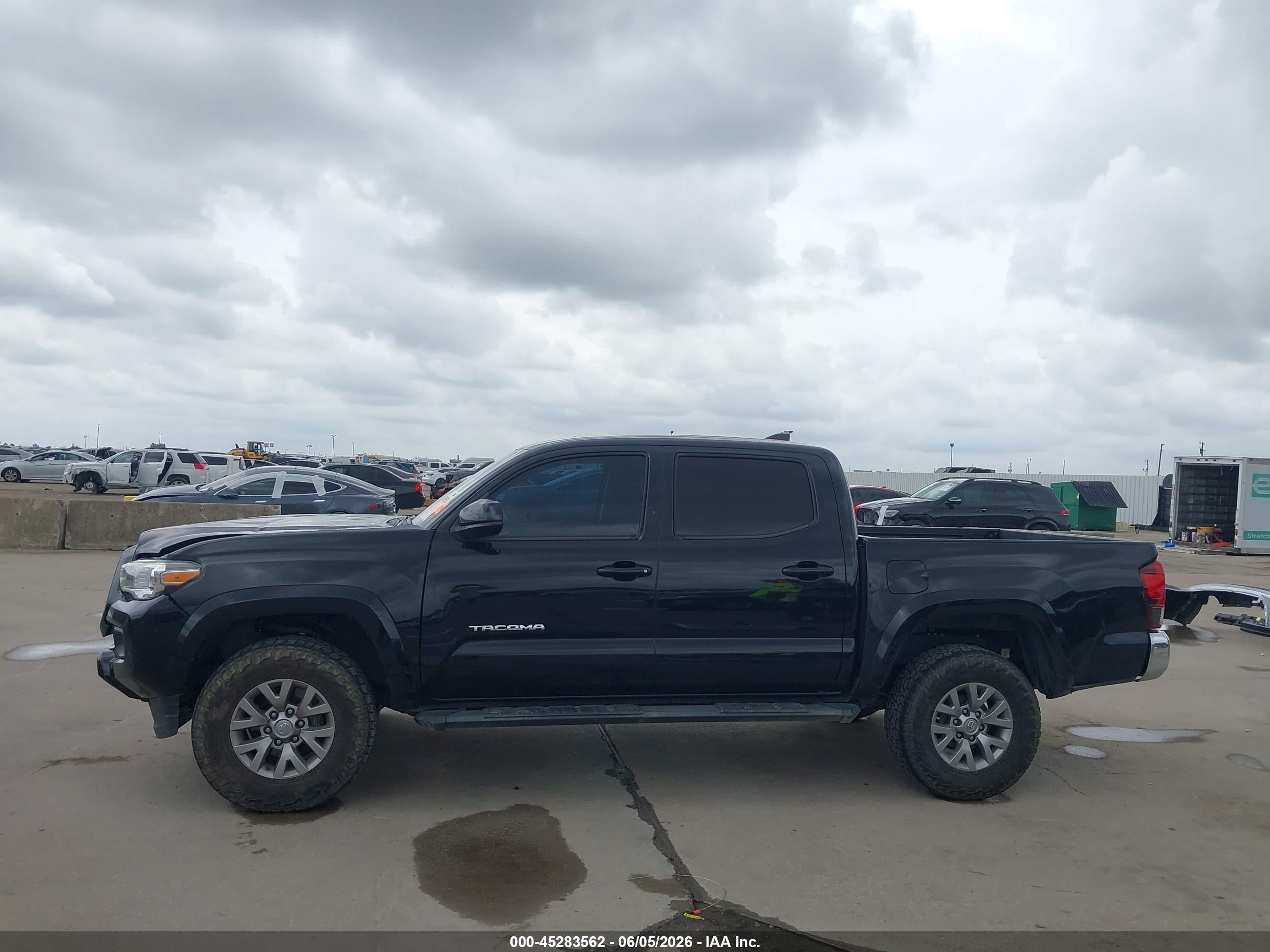 2018 TOYOTA TACOMA SR5 V6