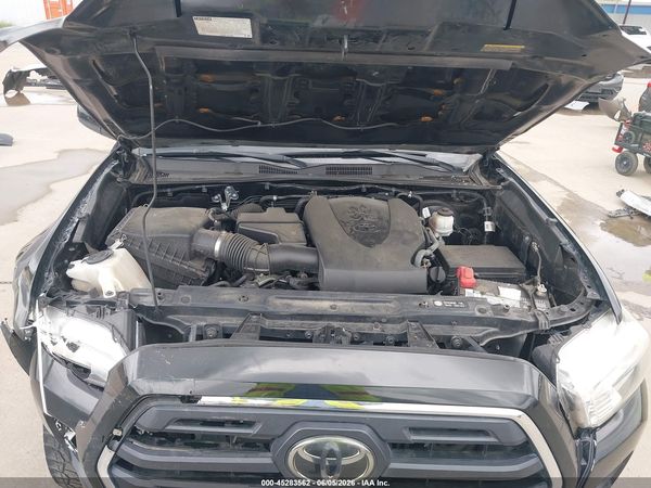 2018 TOYOTA TACOMA SR5 V6