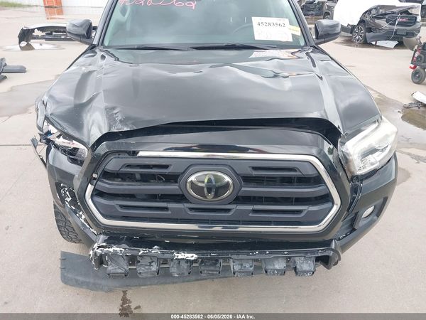 2018 TOYOTA TACOMA SR5 V6
