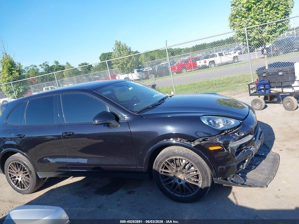 2017 PORSCHE CAYENNE PLATINUM EDITION