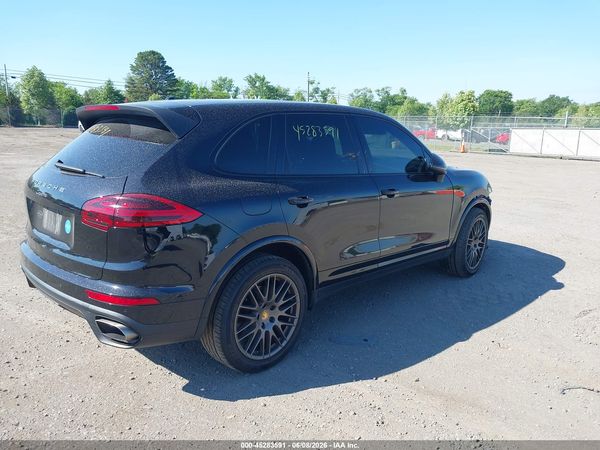 2017 PORSCHE CAYENNE PLATINUM EDITION