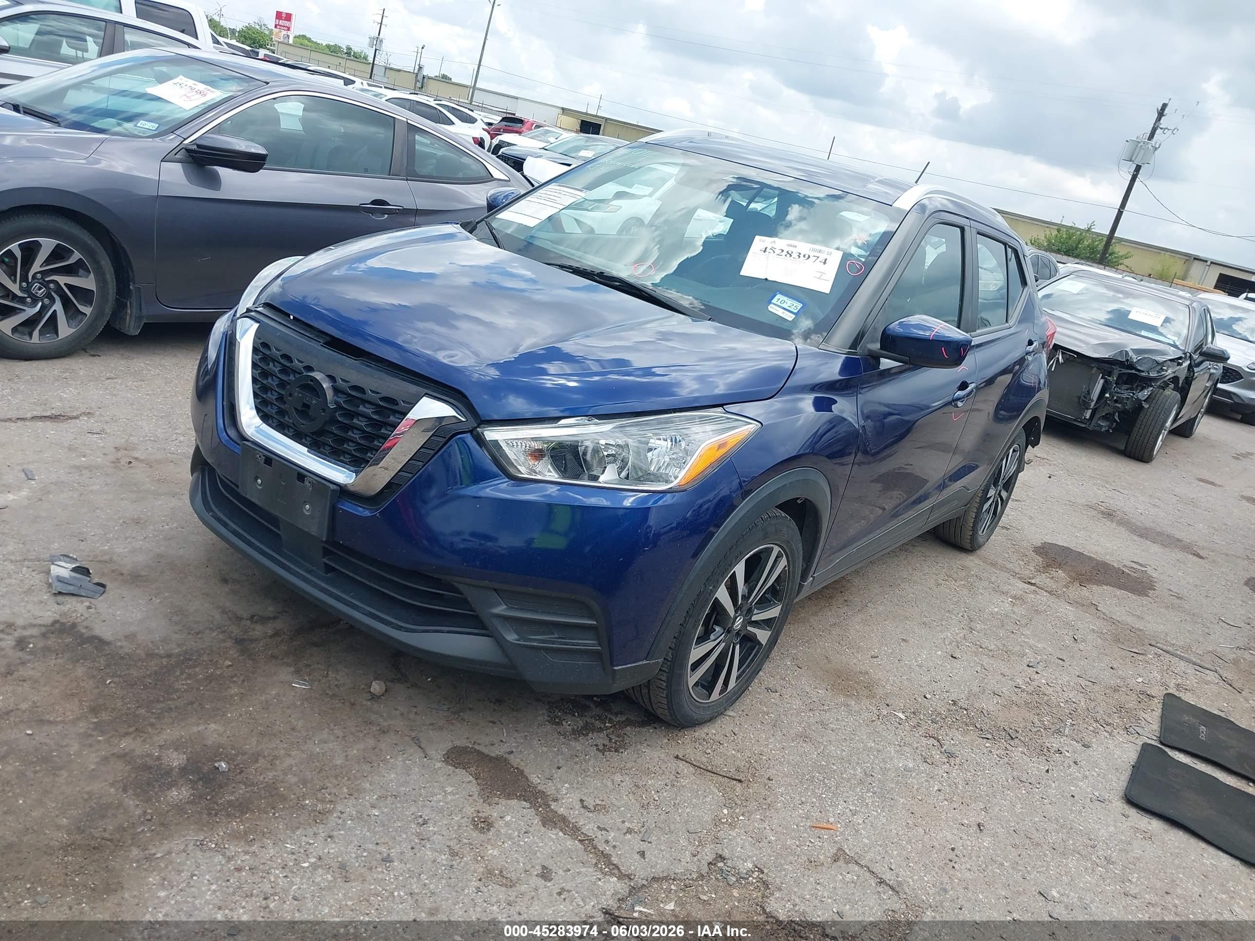 2020 NISSAN KICKS SV XTRONIC CVT — I2
