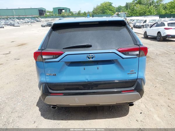 2023 TOYOTA RAV4 HYBRID SE
