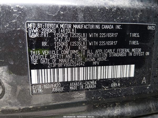 2025 TOYOTA RAV4 XLE