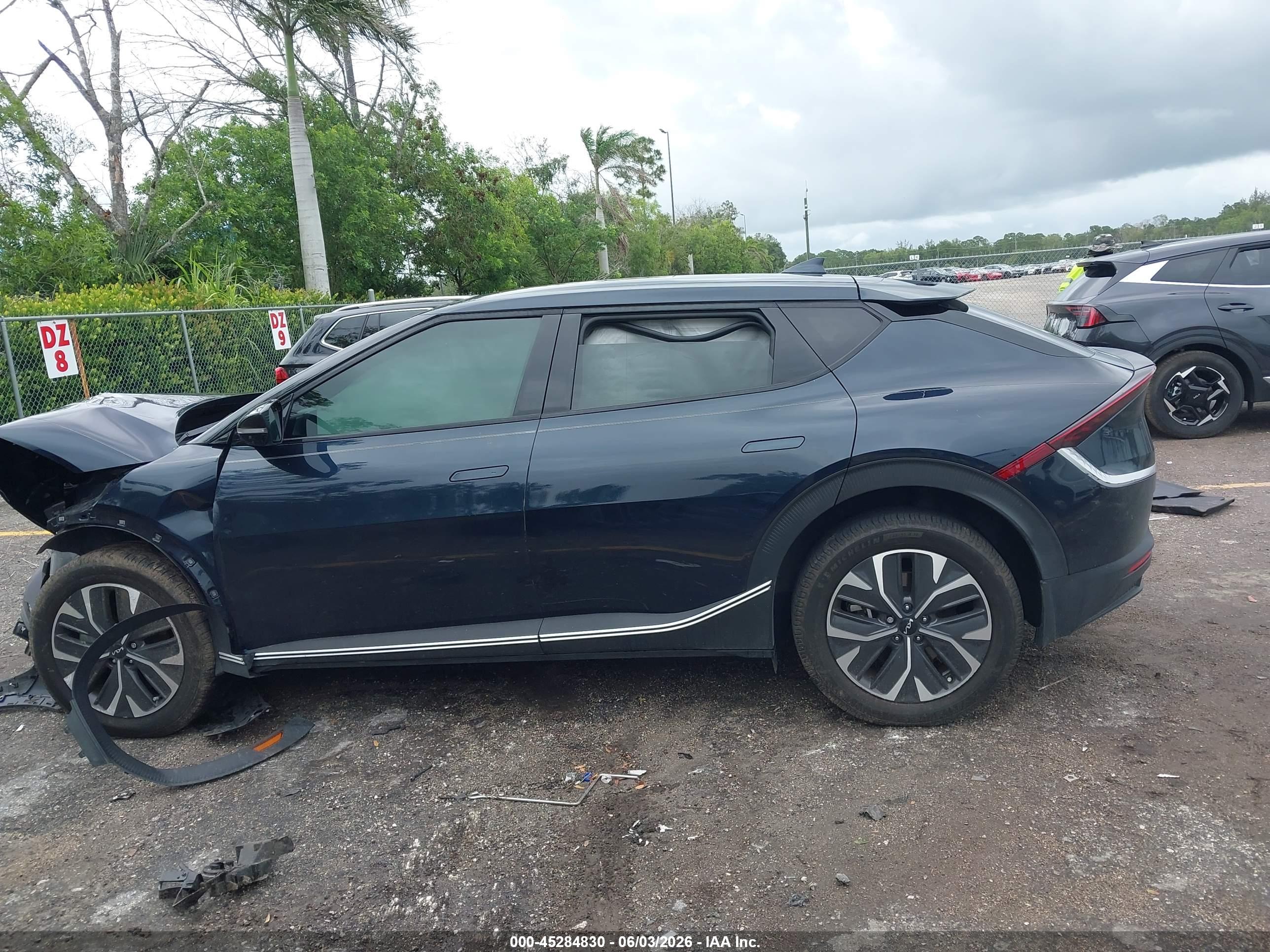 2024 KIA EV6 LIGHT LONG RANGE