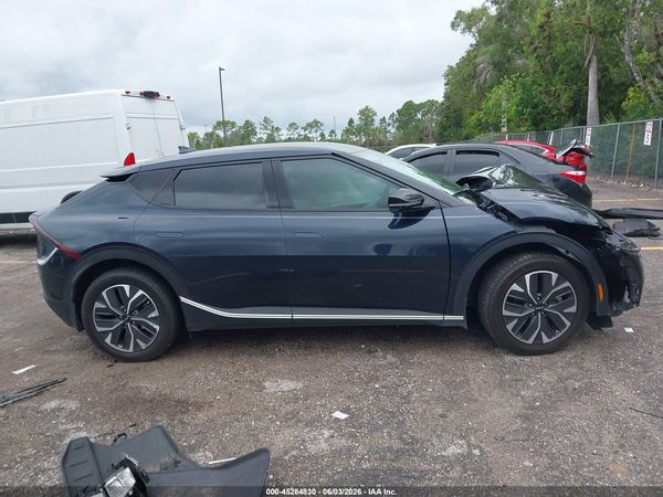 2024 KIA EV6 LIGHT LONG RANGE