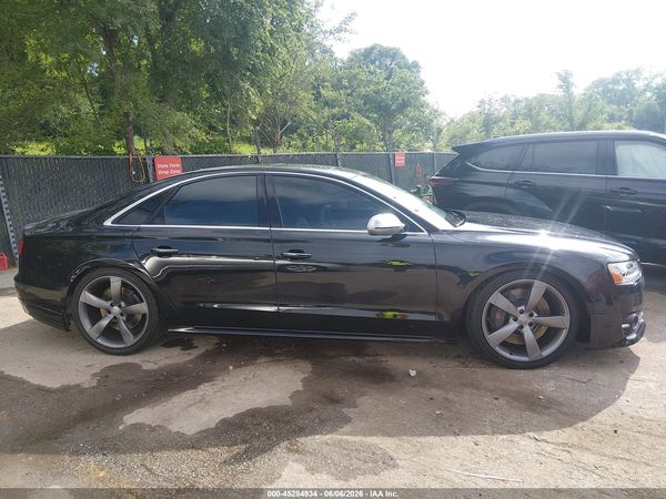 2016 AUDI S8 4.0T