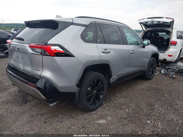 2023 TOYOTA RAV4 HYBRID SE