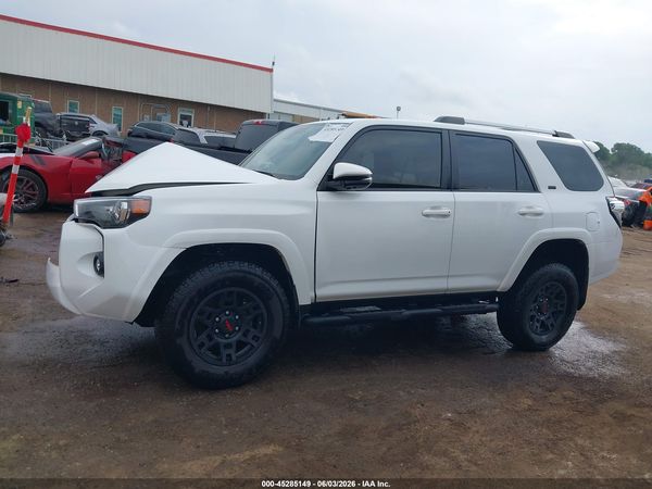 2023 TOYOTA 4RUNNER SR5 PREMIUM