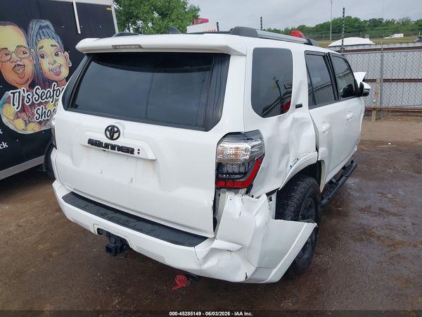 2023 TOYOTA 4RUNNER SR5 PREMIUM