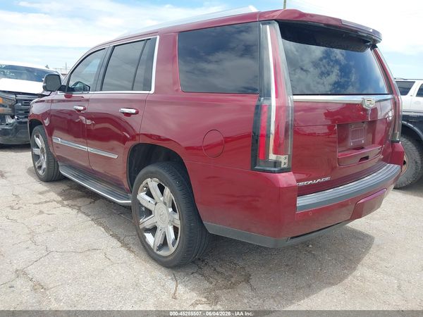2016 CADILLAC ESCALADE LUXURY COLLECTION