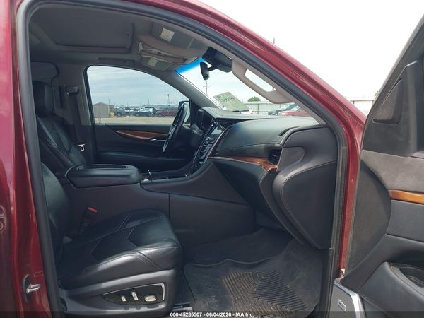 2016 CADILLAC ESCALADE LUXURY COLLECTION