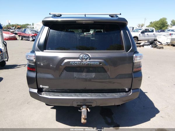 2020 TOYOTA 4RUNNER SR5