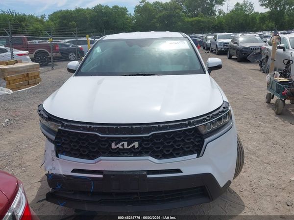 2022 KIA SORENTO LX