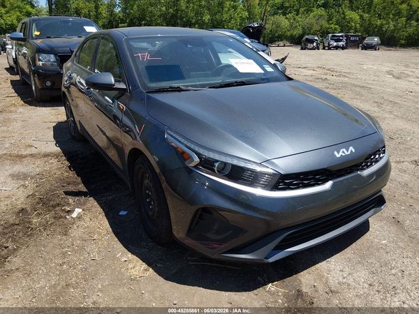 2023 KIA FORTE LXS