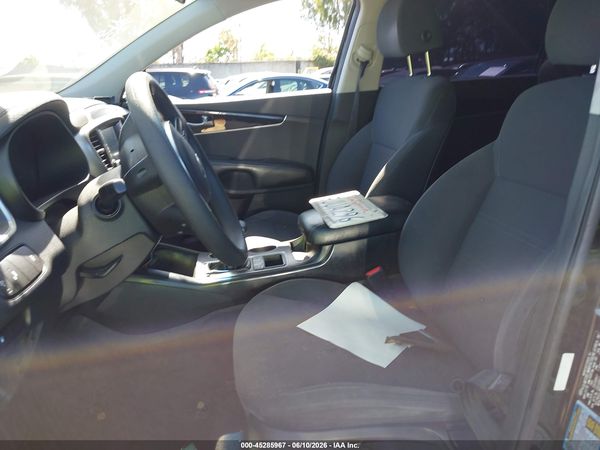 2019 KIA SORENTO 2.4L LX