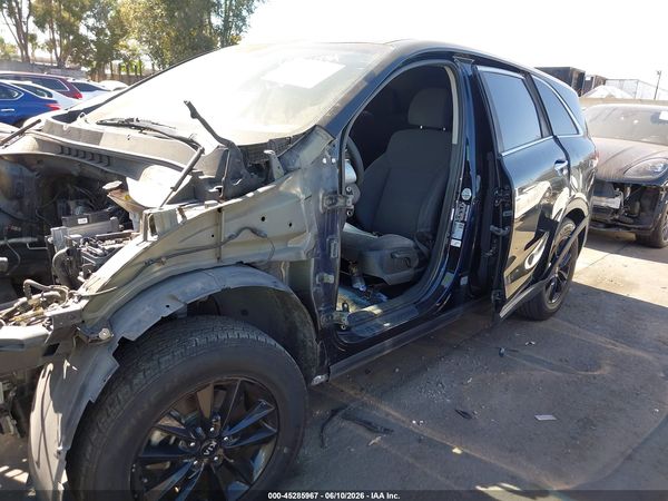 2019 KIA SORENTO 2.4L LX