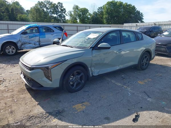 2025 KIA K4 LXS