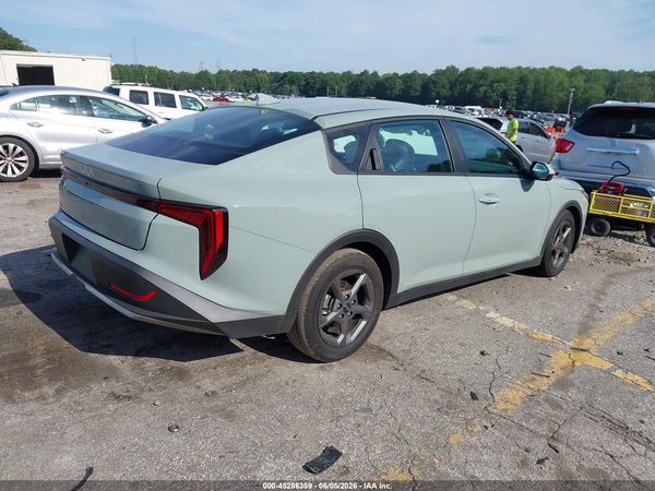 2025 KIA K4 LXS