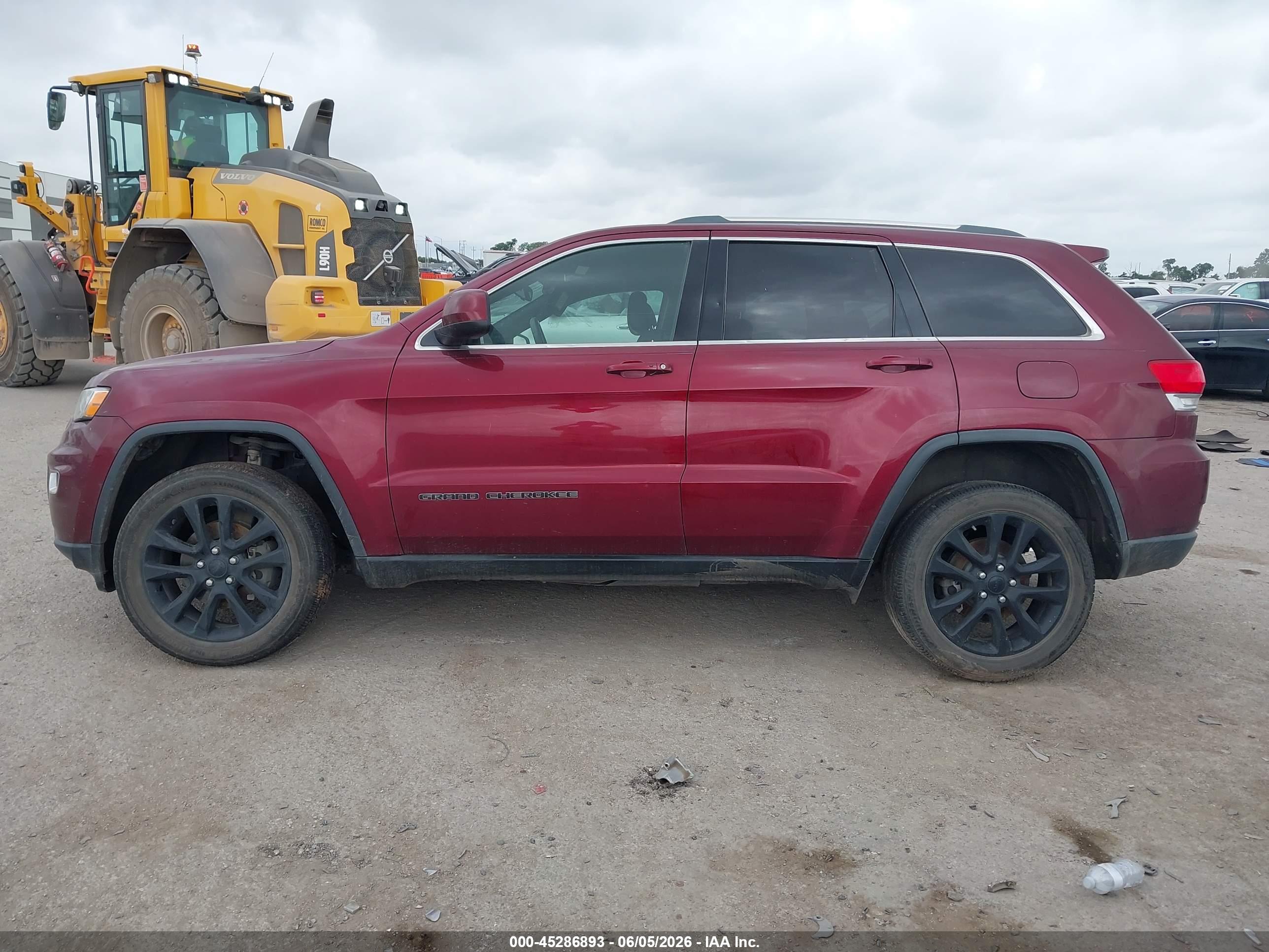 2018 JEEP GRAND CHEROKEE LAREDO E 4X2