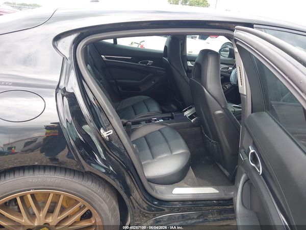 2013 PORSCHE PANAMERA Base (2WD), 4 (4WD)
