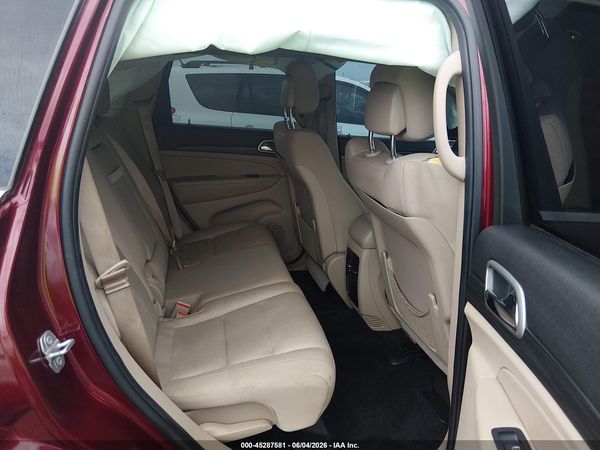 2019 JEEP GRAND CHEROKEE LAREDO 4X2