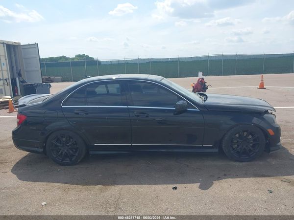 2013 MERCEDES-BENZ C 300 C300