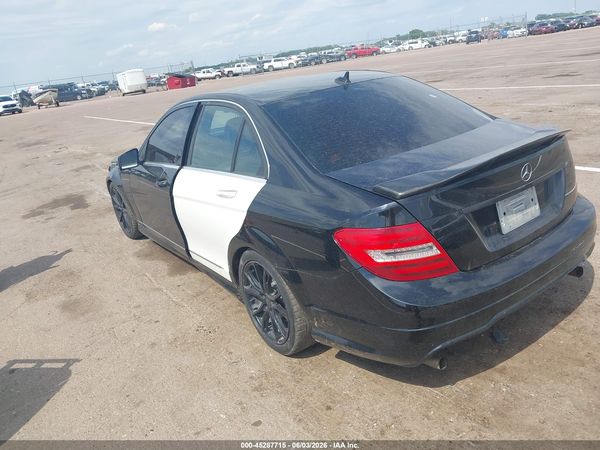 2013 MERCEDES-BENZ C 300 C300