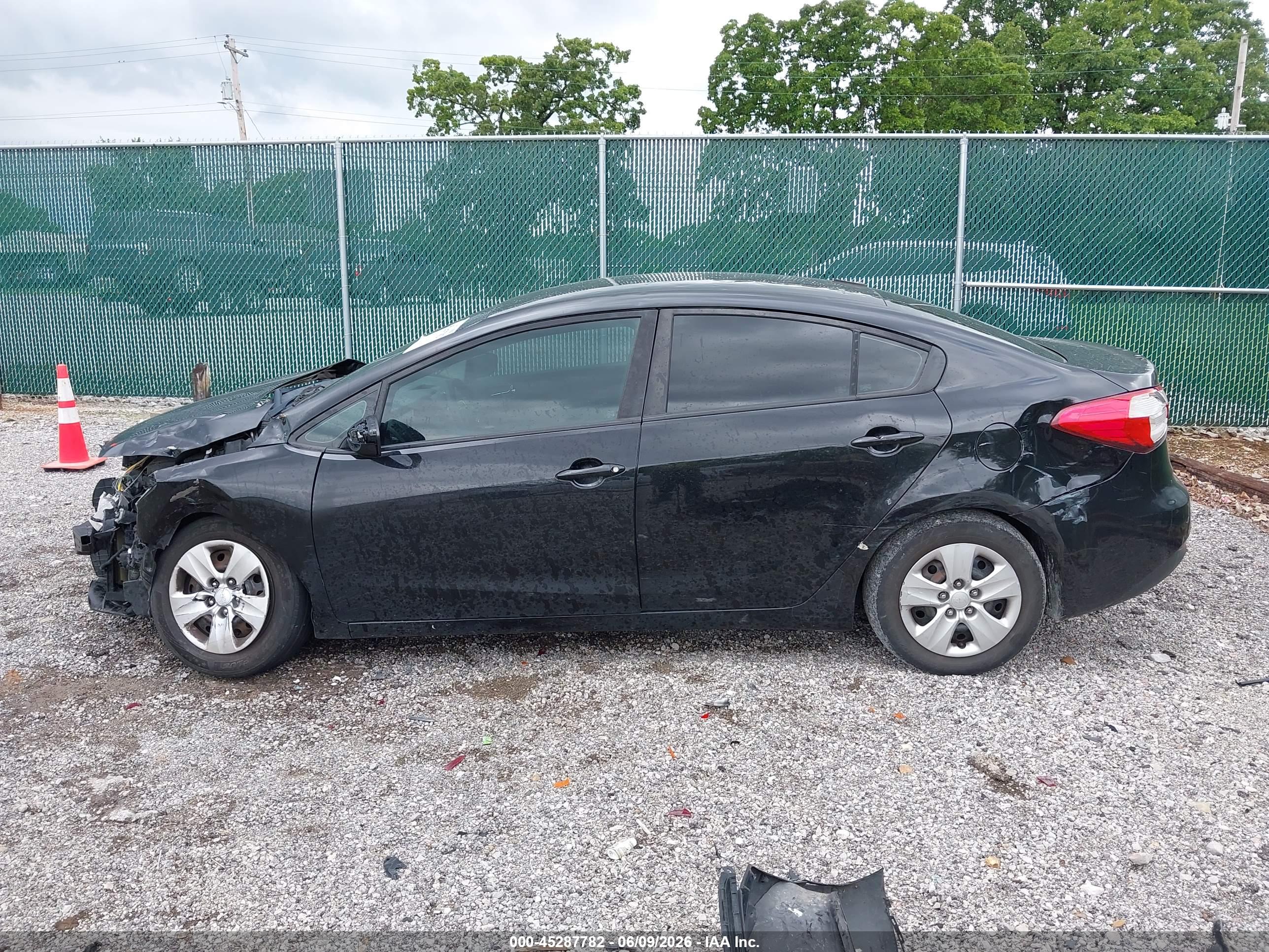 2016 KIA FORTE LX