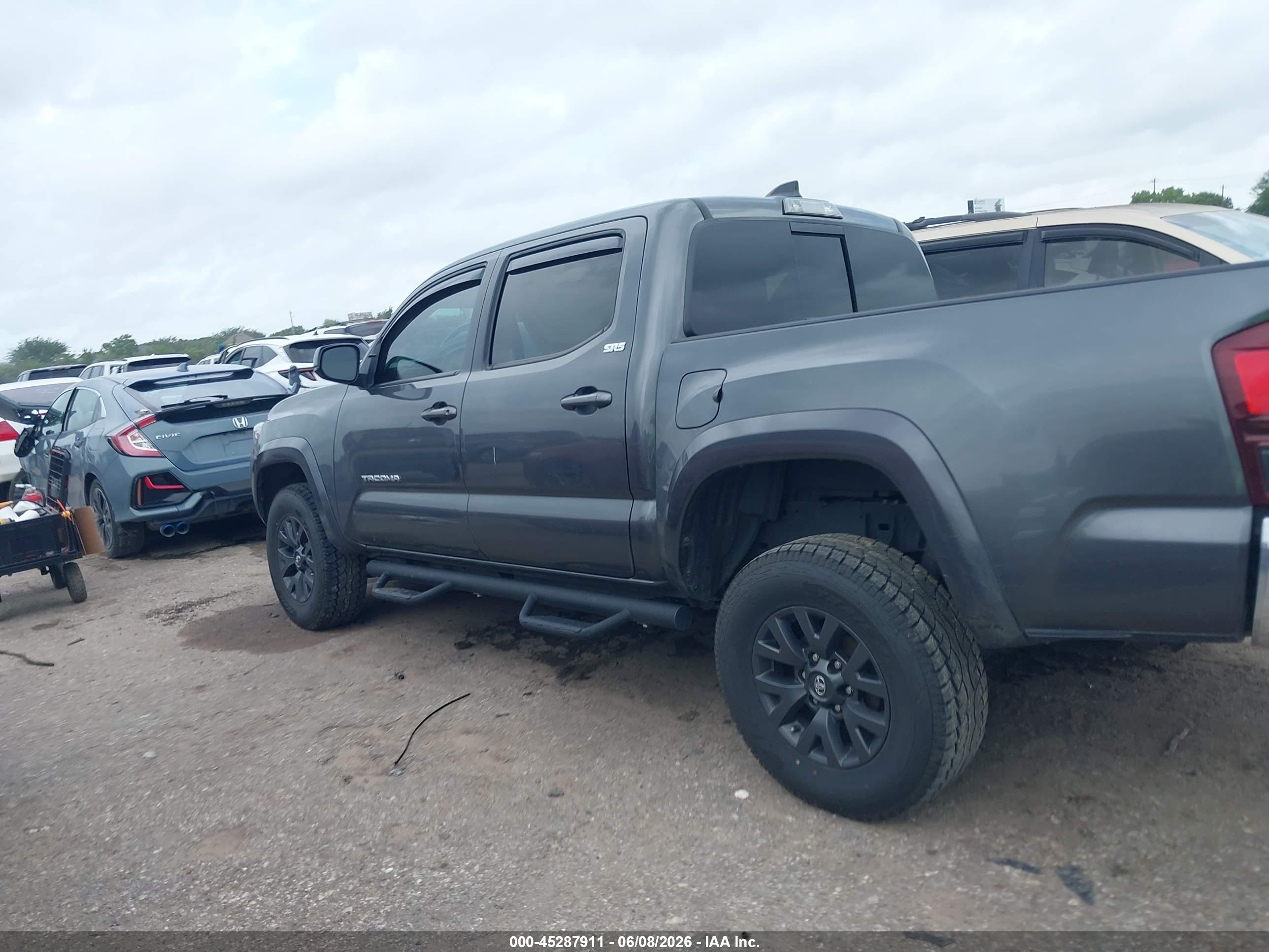 2022 TOYOTA TACOMA SR5 V6
