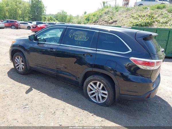 2016 TOYOTA HIGHLANDER LE V6
