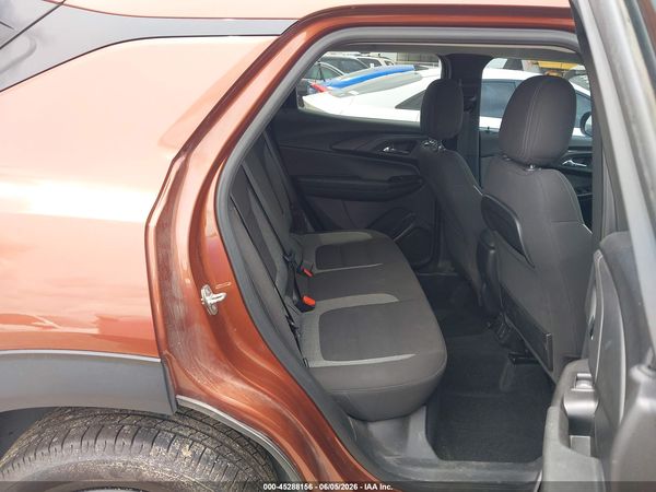 2021 CHEVROLET TRAILBLAZER AWD LT — I8