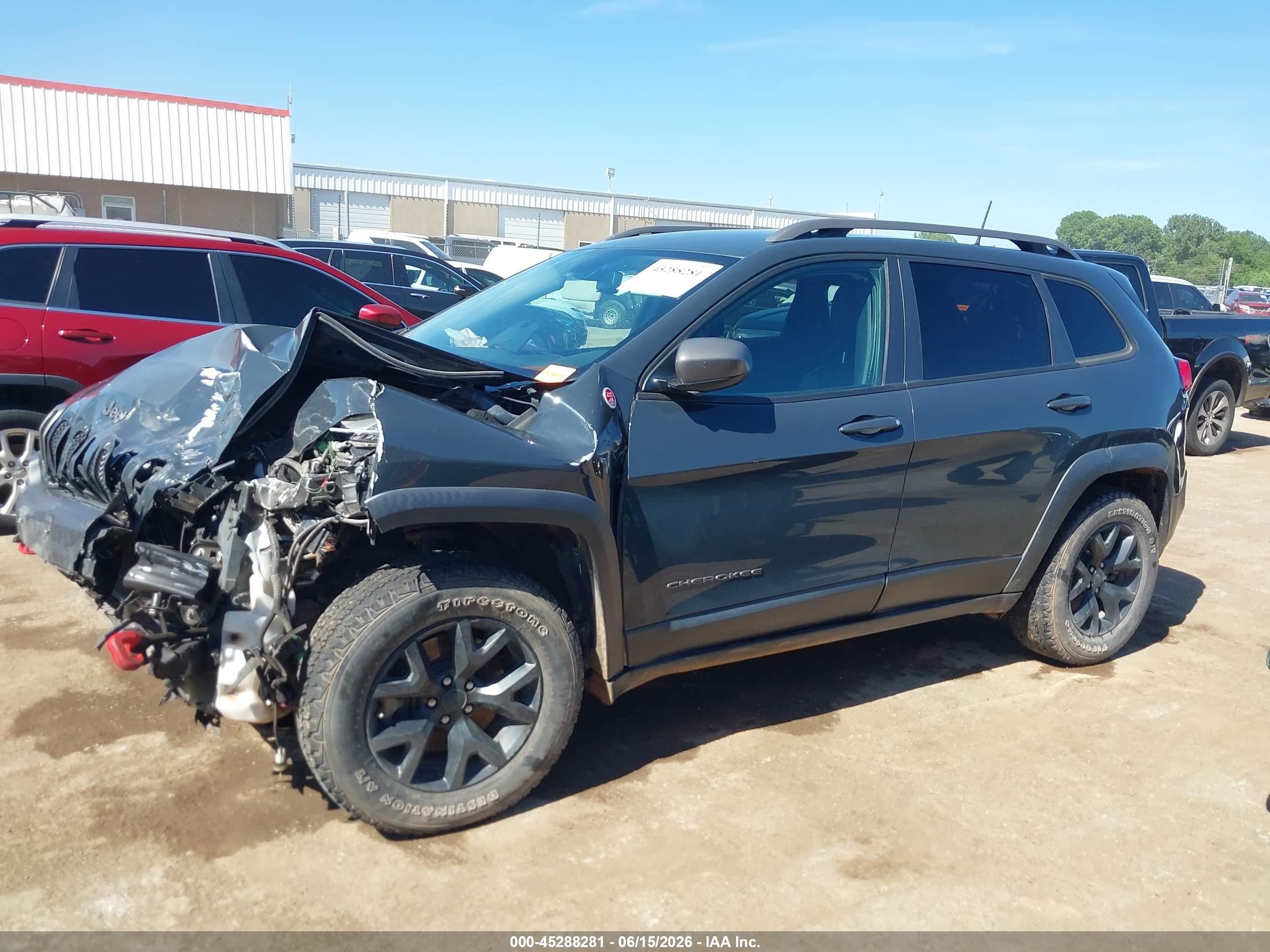 2017 JEEP CHEROKEE TRAILHAWK 4X4