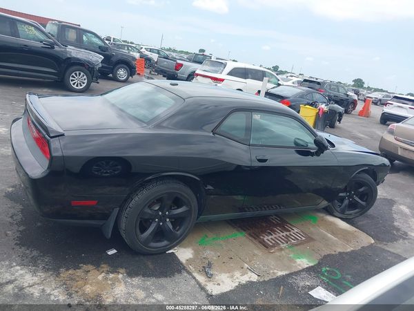 2014 DODGE CHALLENGER SXT