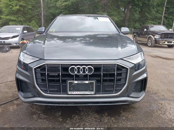 2021 AUDI Q8