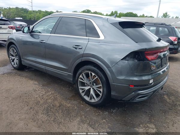 2021 AUDI Q8