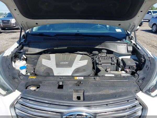 2017 HYUNDAI SANTA FE SE