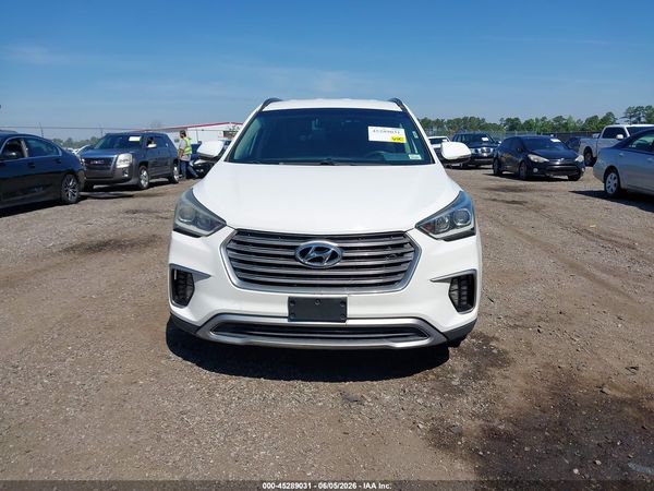 2017 HYUNDAI SANTA FE SE