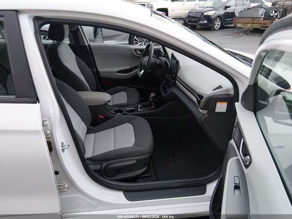 2020 HYUNDAI IONIQ HYBRID BLUE